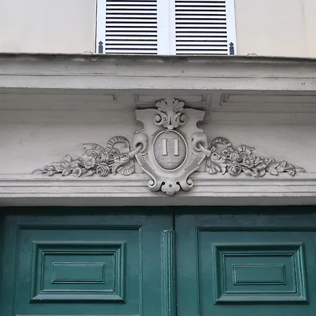 Apartment Apollinaire Luxury Loft - Ac - Ideal Location - Peaceful Paris