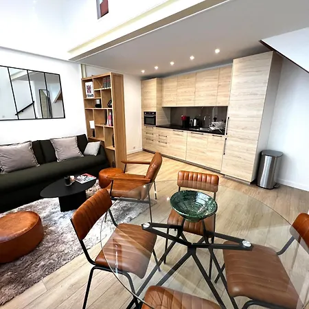 Apollinaire Luxury Loft - Ac - Ideal Location - Peaceful Apartment
