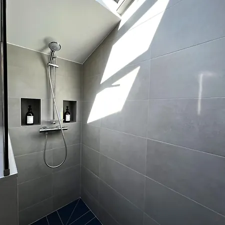 Apollinaire Luxury Loft - Ac - Ideal Location - Peaceful Apartment Paris
