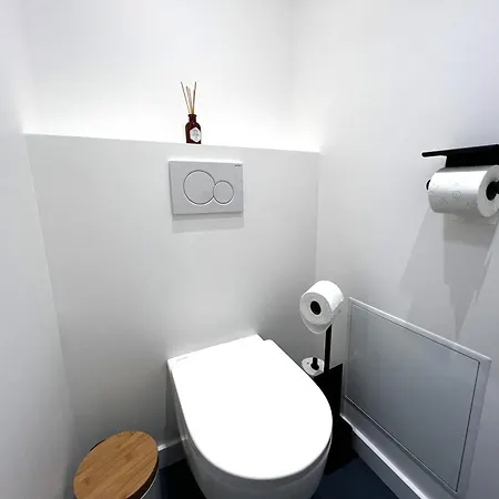 Apollinaire Luxury Loft - Ac - Ideal Location - Peaceful Apartment *